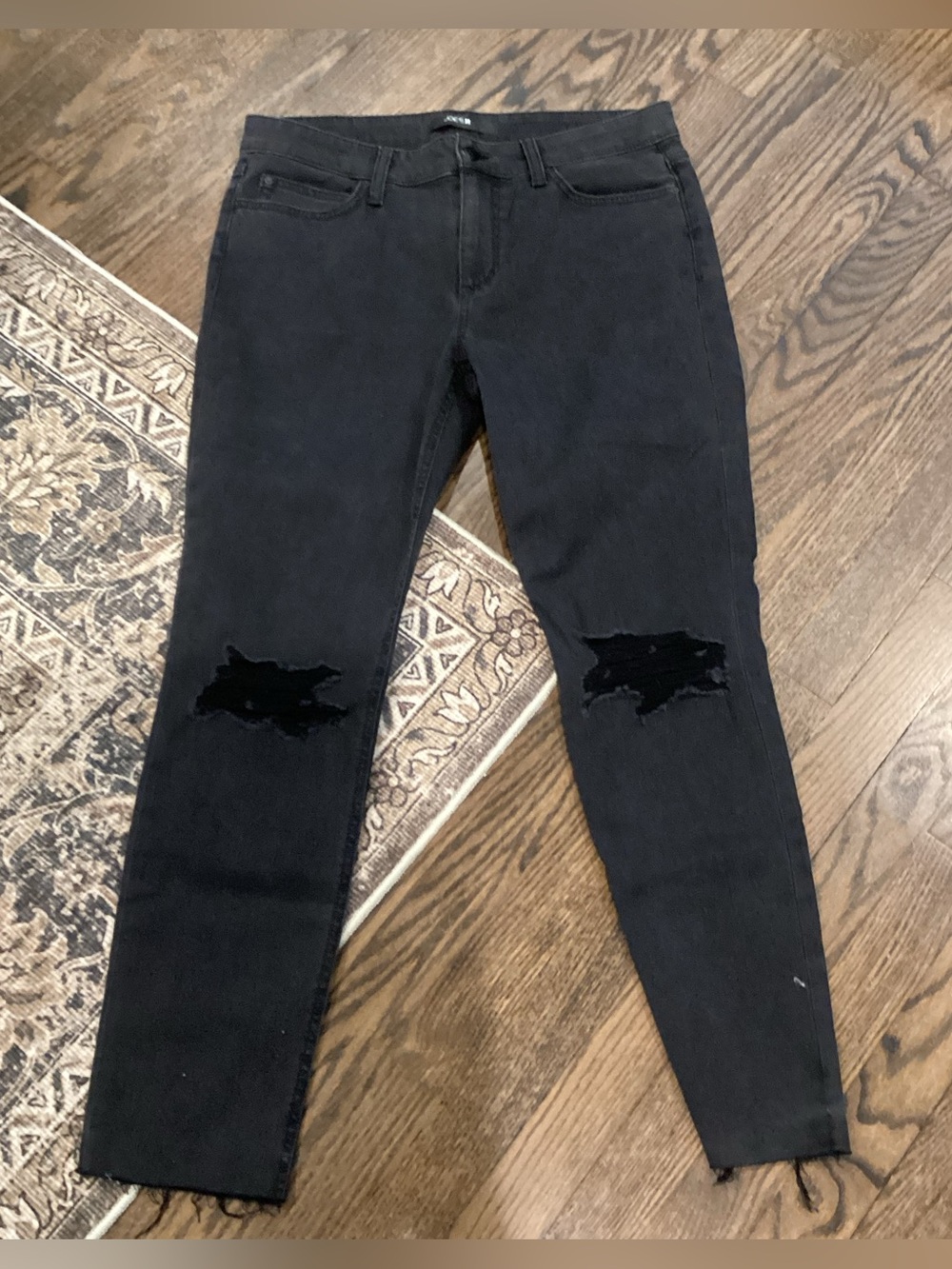 Joe's Jeans The Icon Ankle Mid Rise Skinny Ankle Distressed Jeans Black Size 30